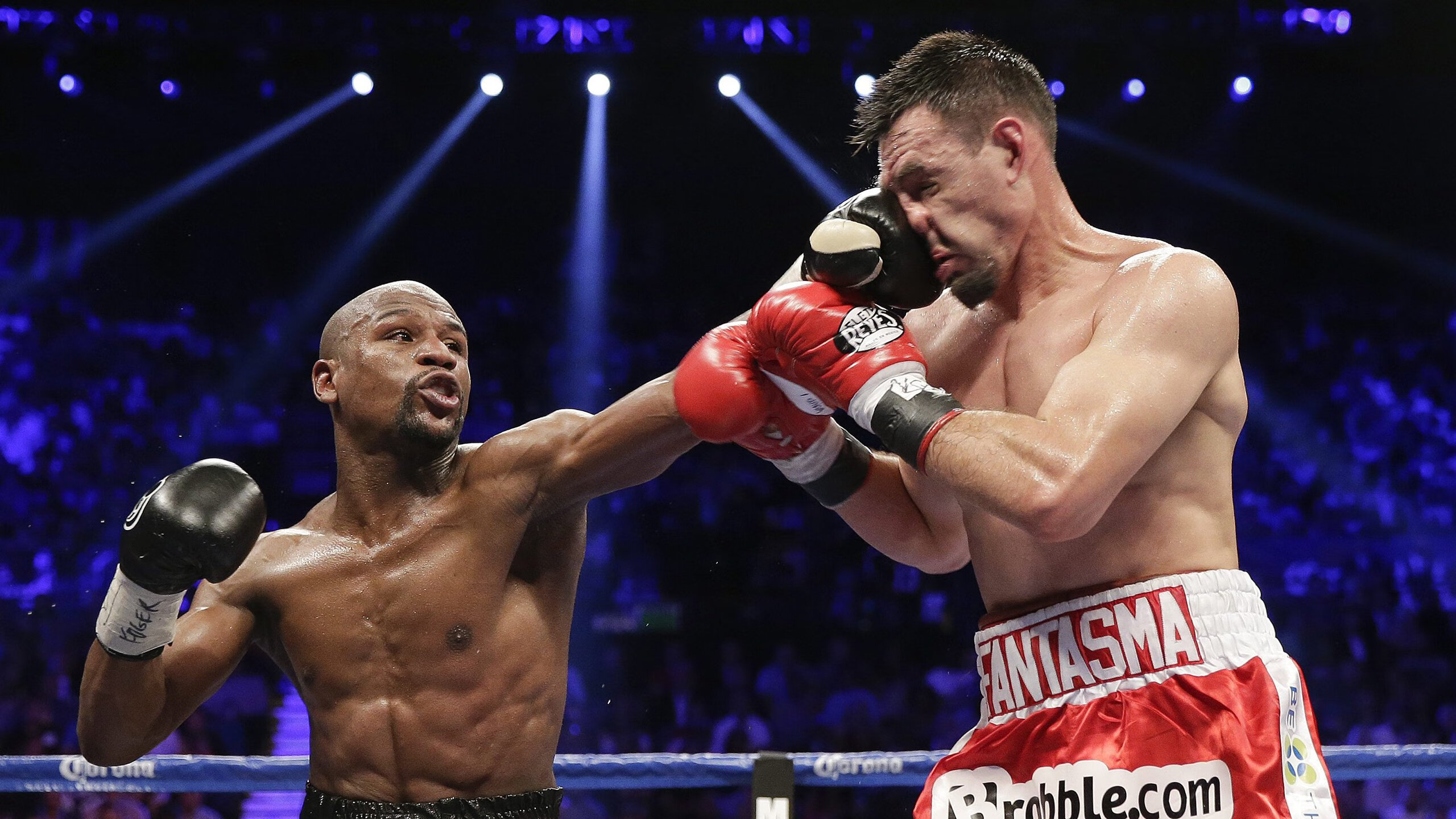 伊朗男排击败中国，三连冠加冕，伊朗男排接应