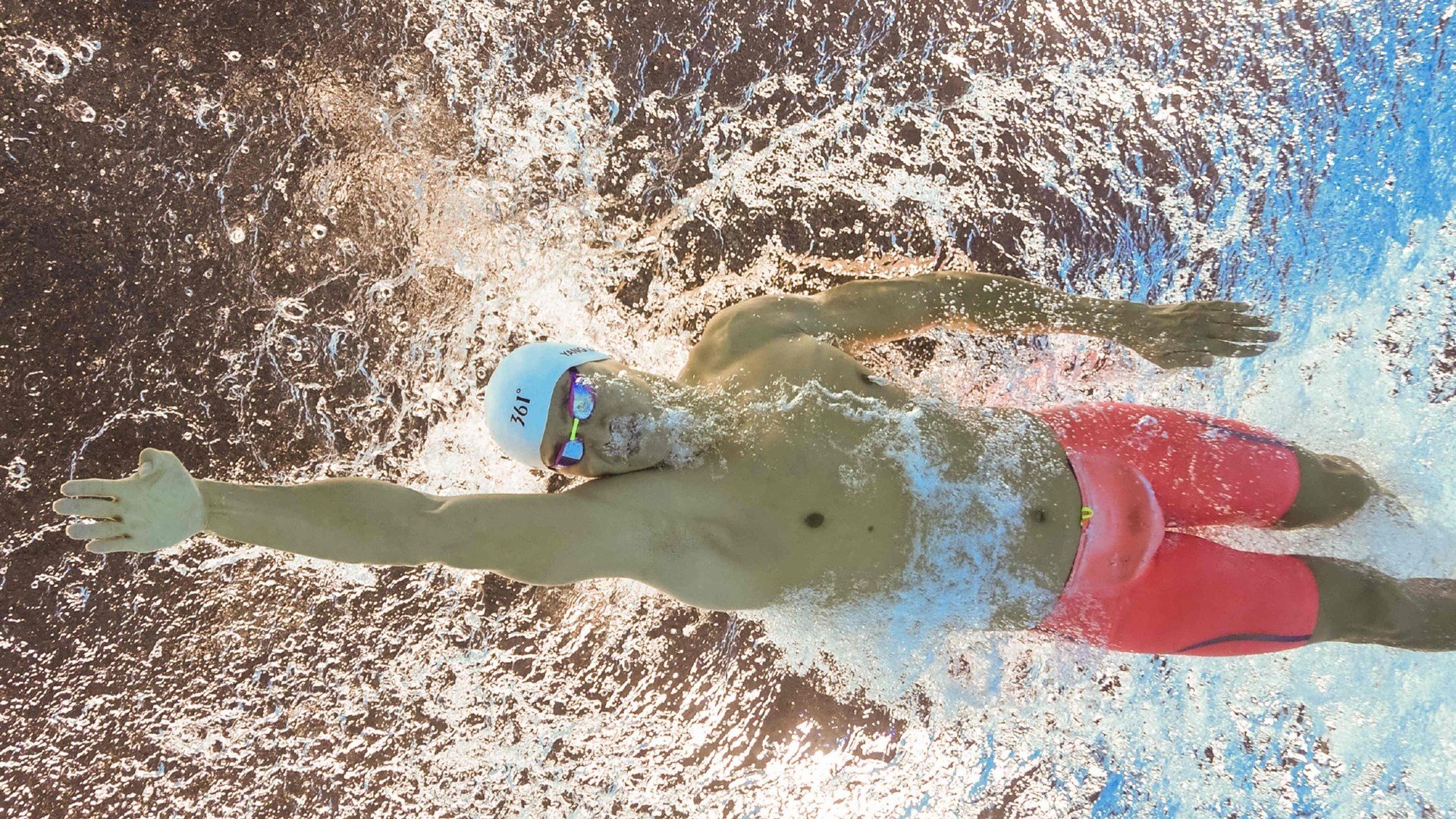 难以置信的逆转，球队从落后到逆袭成功，逆袭球员